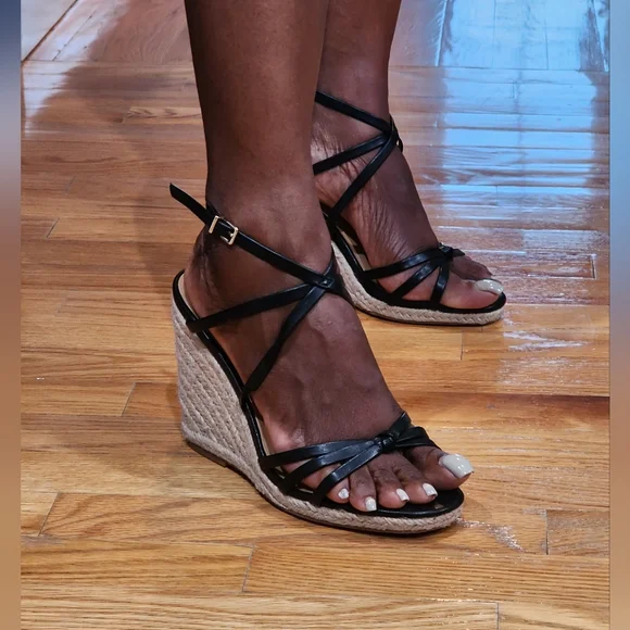 Women shoes - Picture 2 of 5